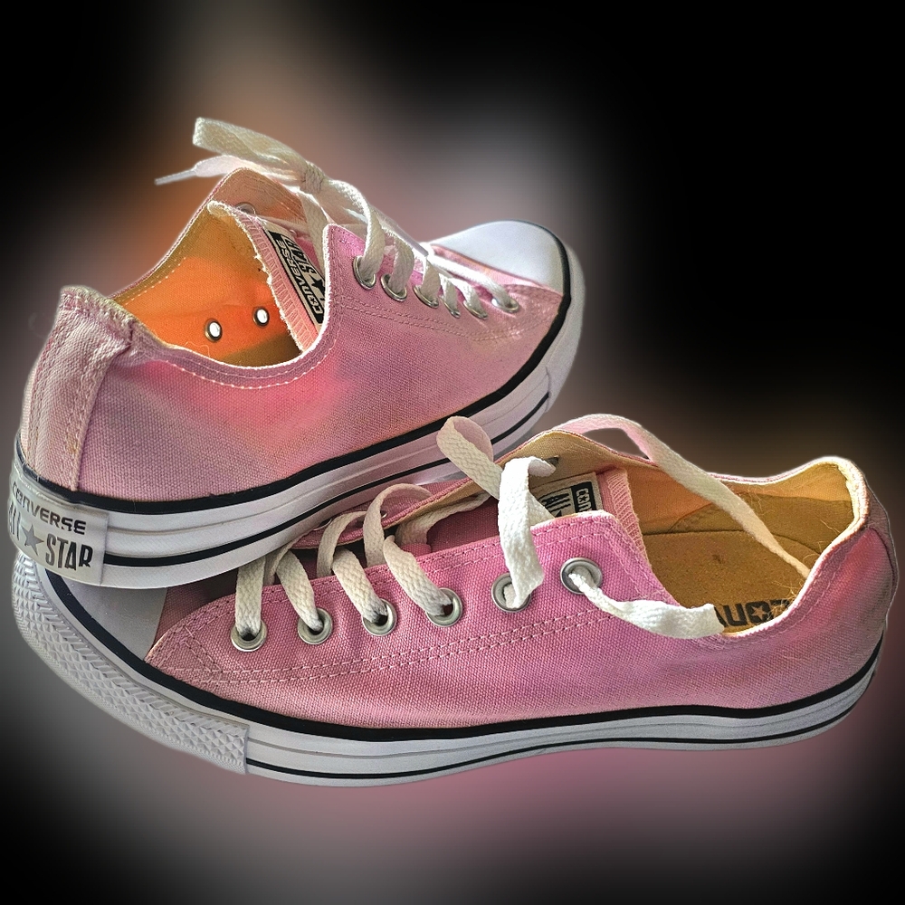 Converse Chuck Taylor All Star Pink Canvas Sneakers Classic Low-Top Design